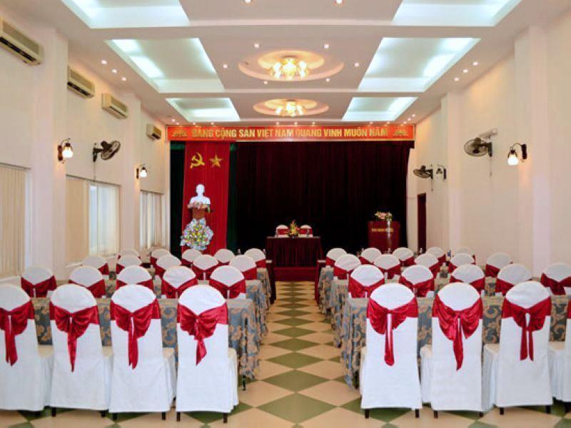 Vuong Hoan Hotel วินห์ ภายนอก รูปภาพ